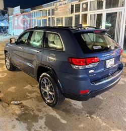 جیپ گراند شیرۆکی